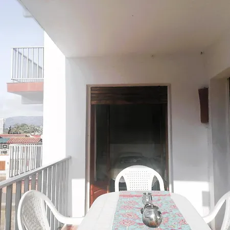 Apartment Apto En 2ª Linea De Playa Con Terraza, Wifi Y Parking Comunitario En Santa Margarita, - Es-258-67 Roses
