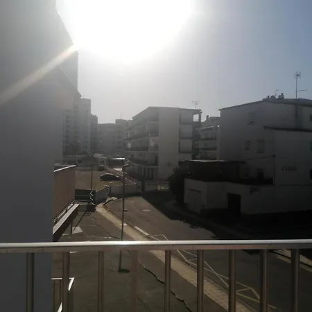 Apto En 2ª Linea De Playa Con Terraza, Wifi Y Parking Comunitario En Santa Margarita, - Es-258-67 Roses